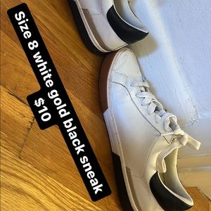 White gold and black sneaker